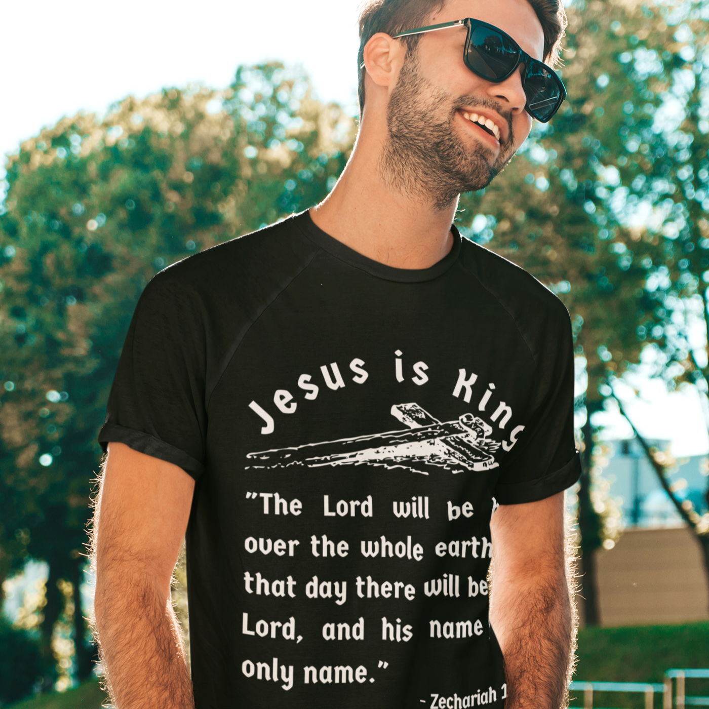 Jesus is King (Men’s Tee)