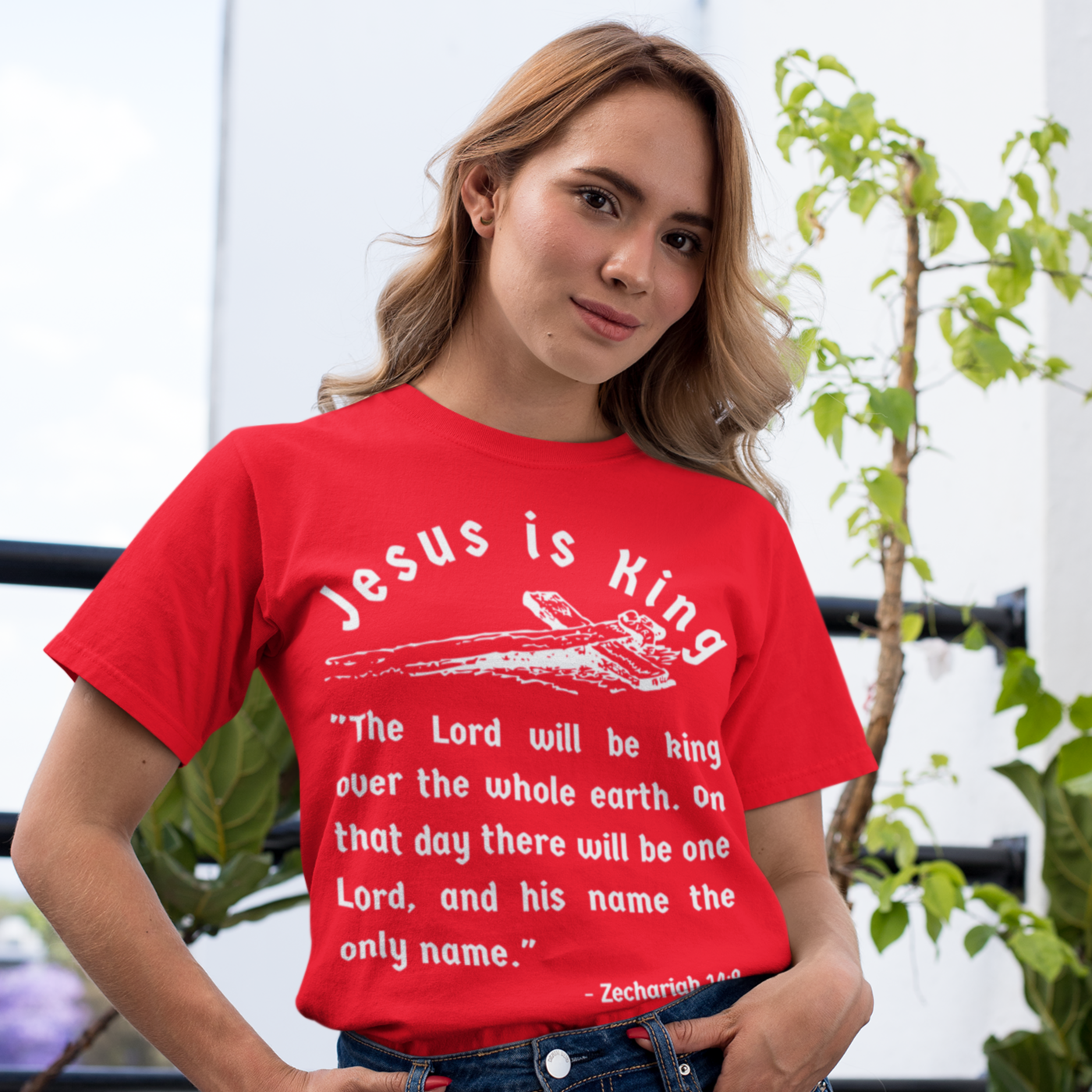 Jesus is King (Women’s Tee)